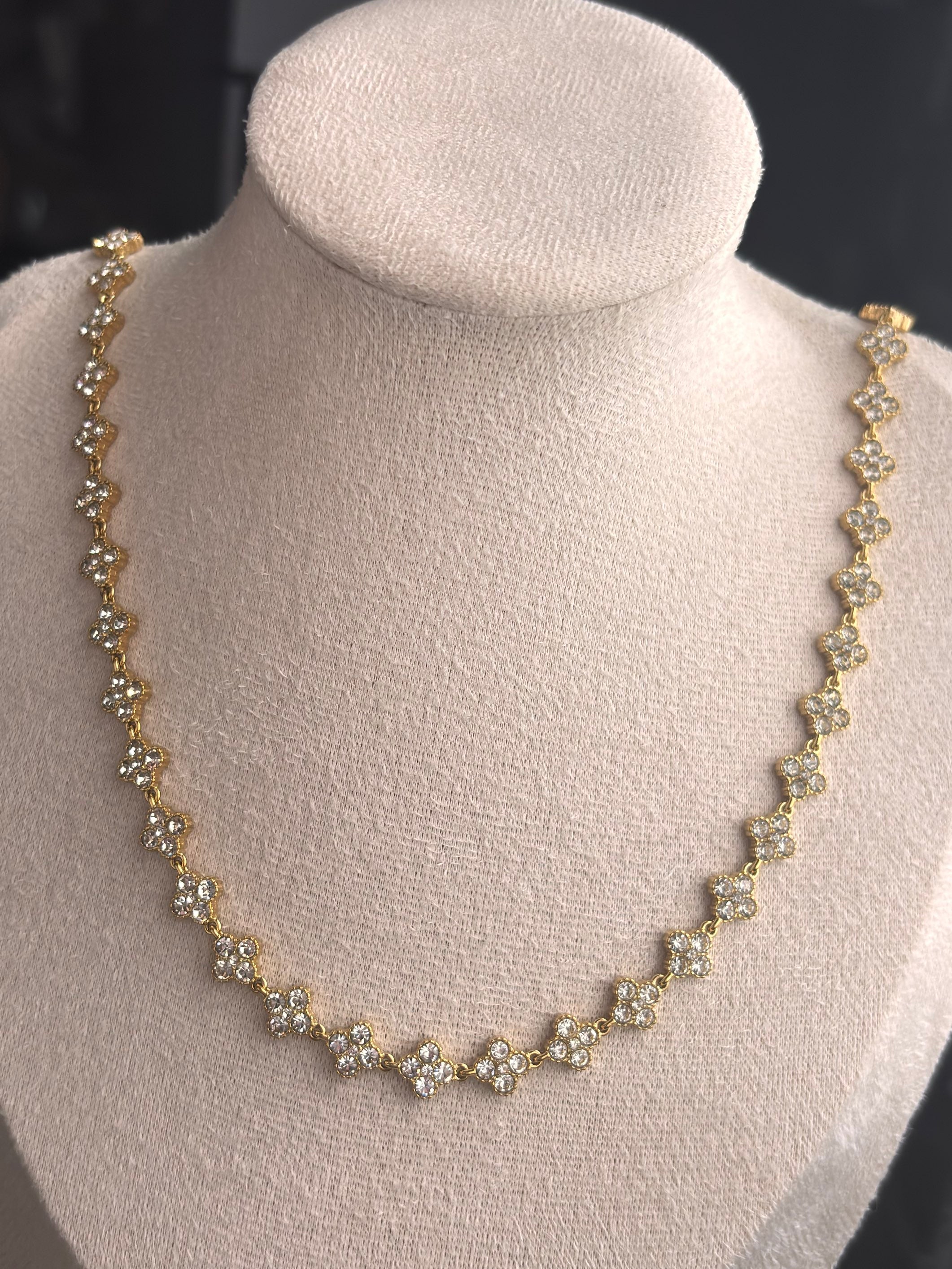 💎Colliers Duchesse
