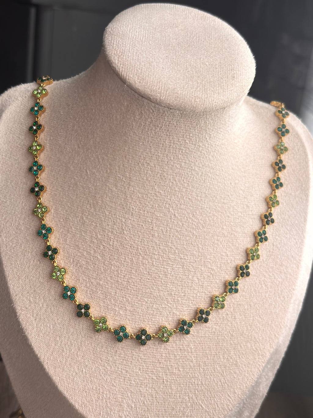 💎Colliers Duchesse