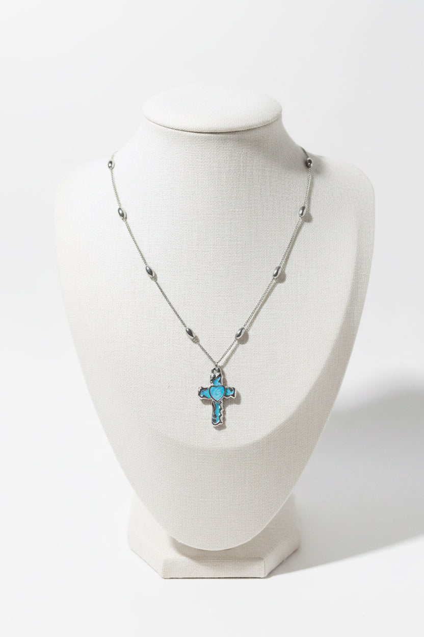 ✨ Collier avec Croix Nacrée ✨