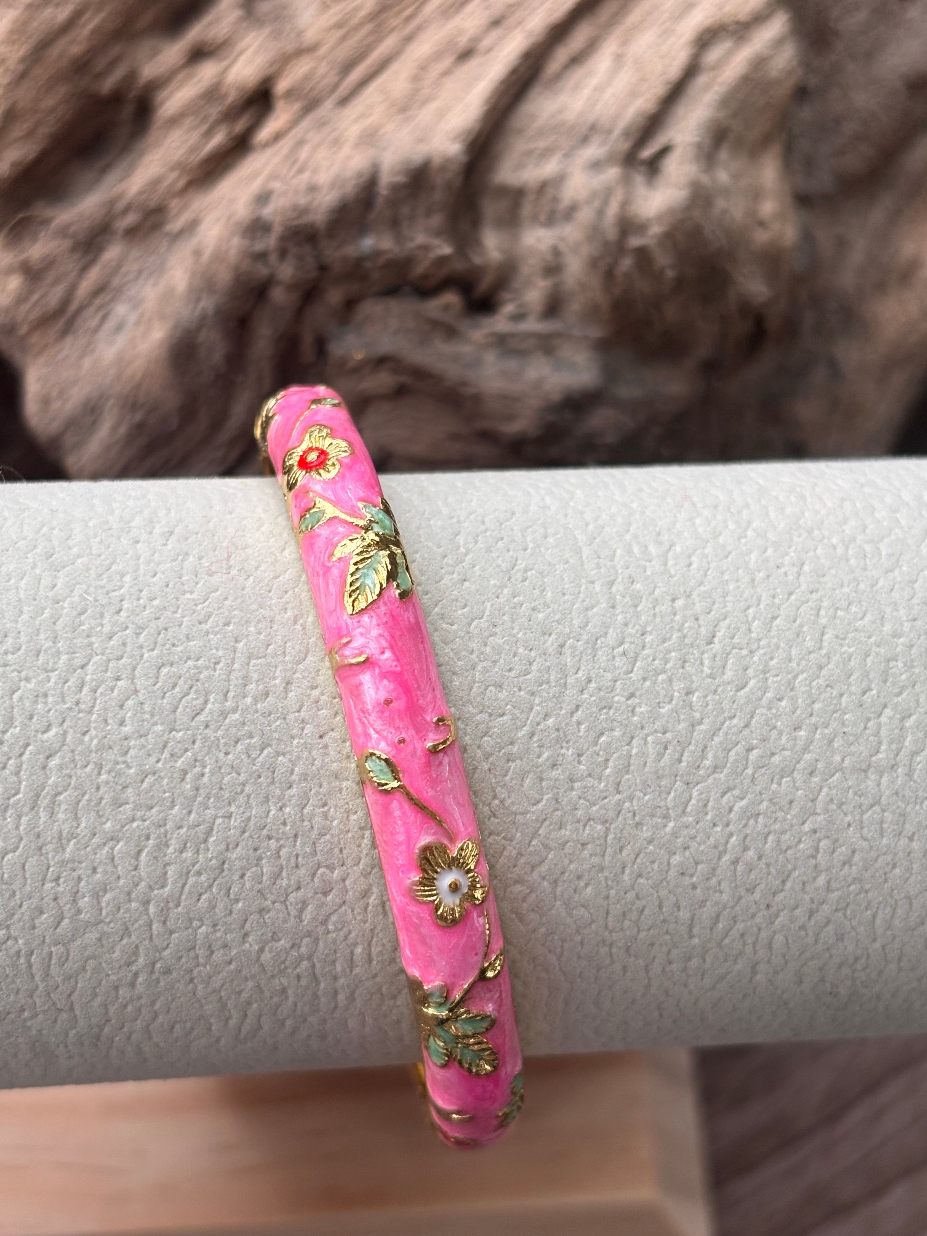 🌺Bracelet jonc rigide à ressort -Émail fleuri thaïlandais.