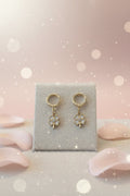 Boucle d’oreille trèfle nacré