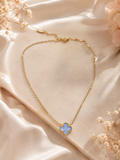 Collier trèfle bleu